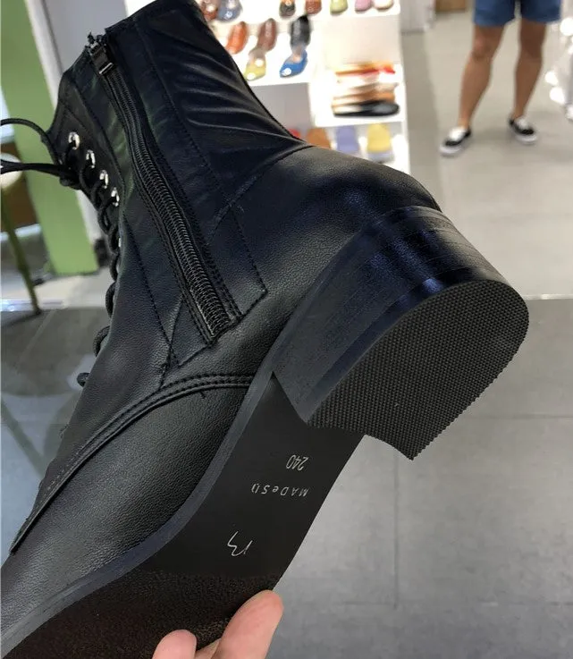 LUXE SEVEN DESIGN LACE UP HEELED ANKLE BOOTS IN BLACK